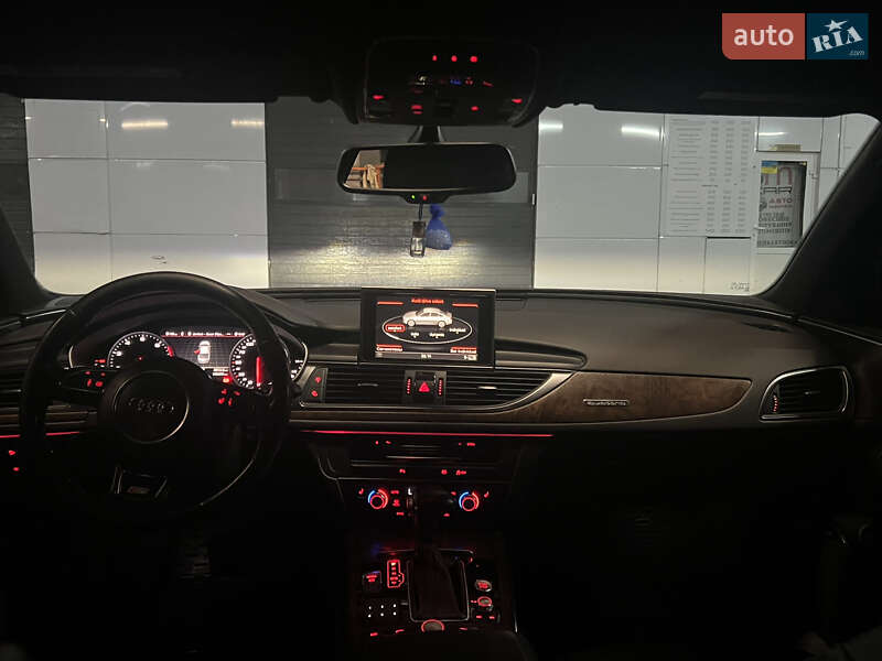 Седан Audi A6 2011 в Киеве