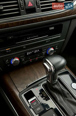 Седан Audi A6 2013 в 