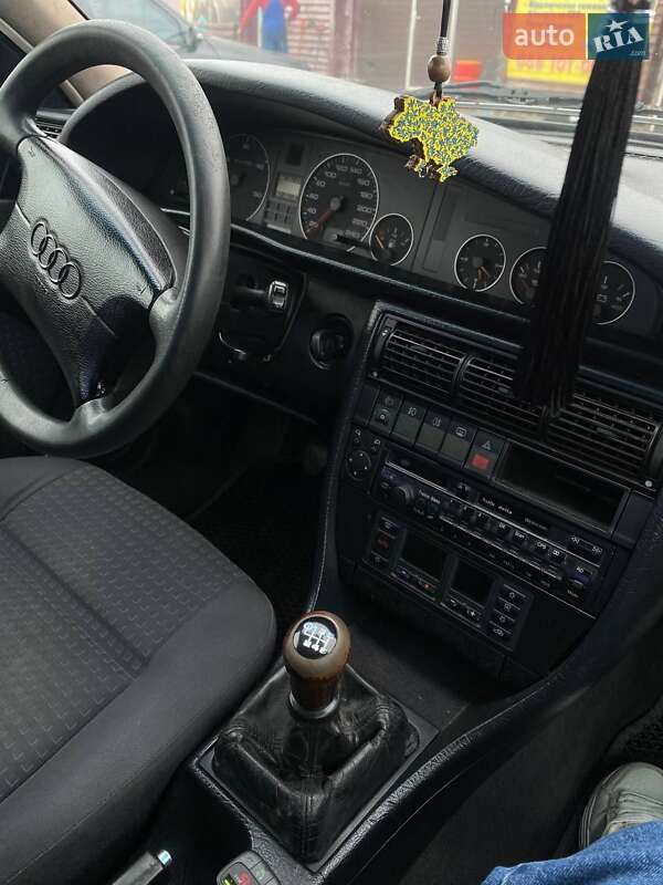 Седан Audi A6 1996 в Ужгороде фото 4 Седан Audi A6 1996 в Ужгороде