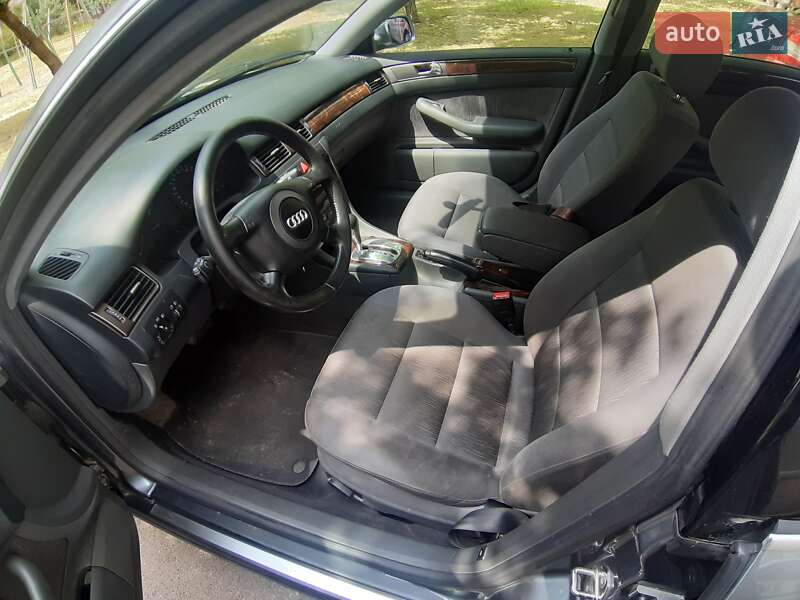 Седан Audi A6 2000 в Чернигове
