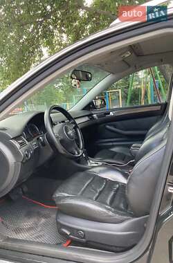Универсал Audi A6 2004 в 