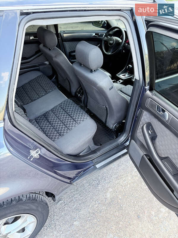 Универсал Audi A6 2002 в Смеле