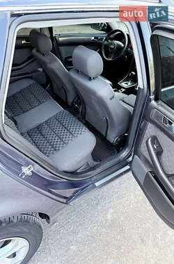 Універсал Audi A6 2002 в 