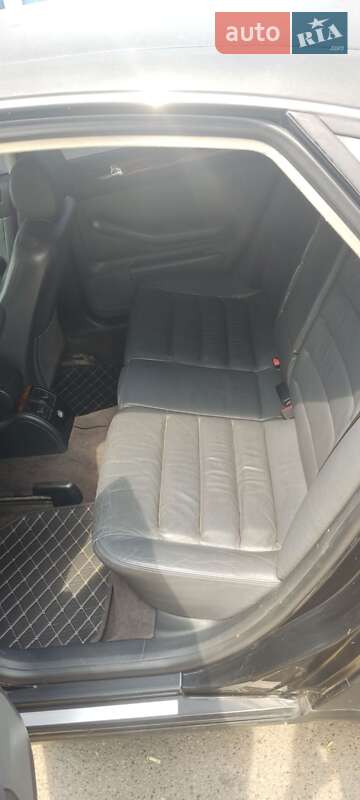 Седан Audi A6 2002 в Бучі