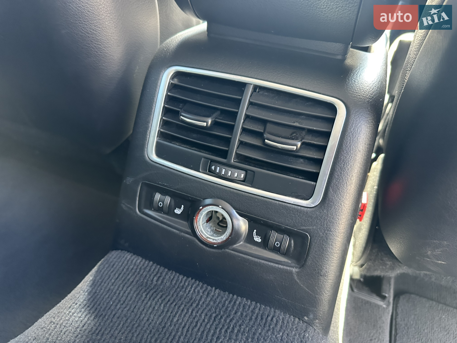 2010 Audi A6 - мініатюра 16