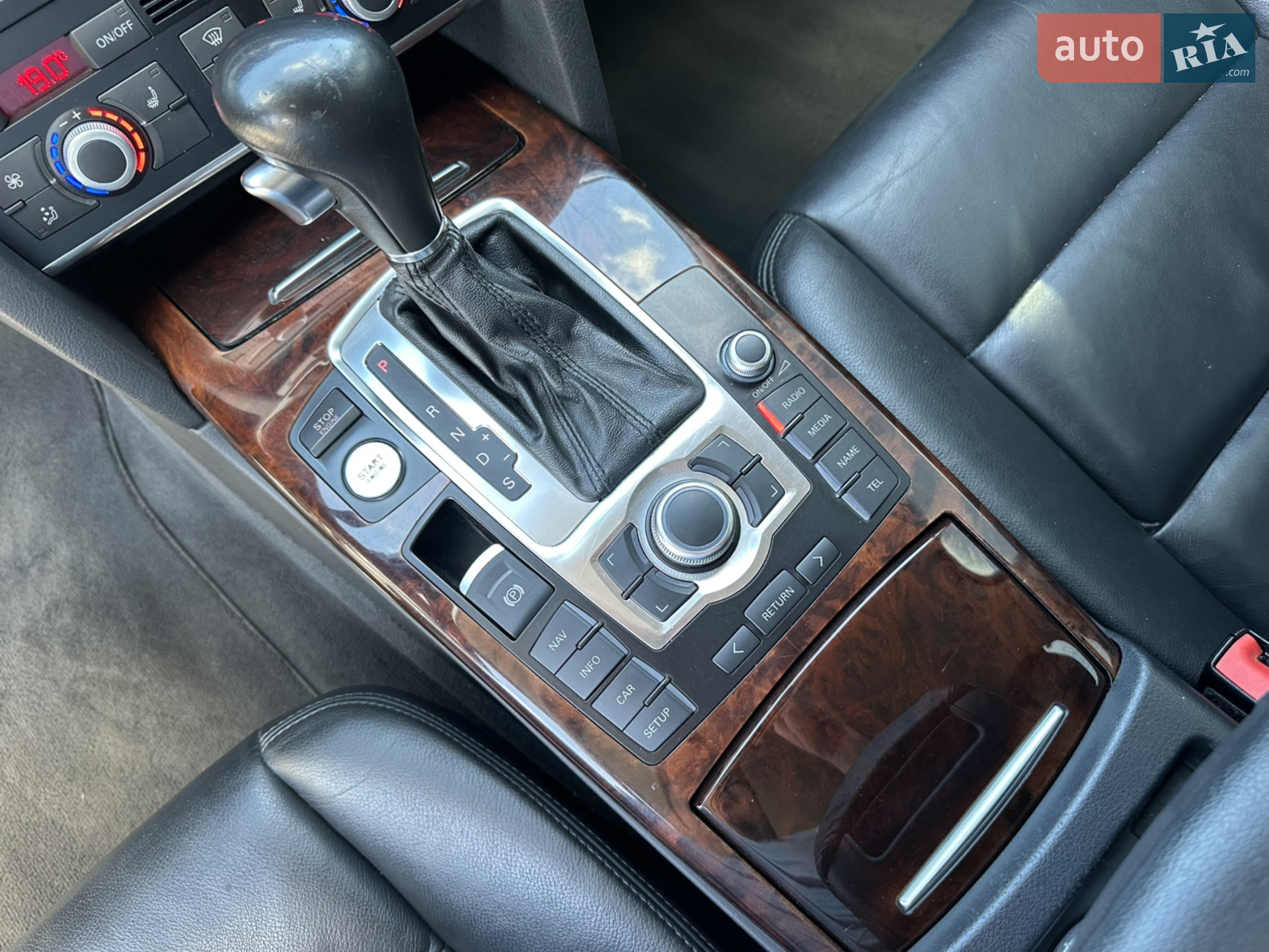 2010 Audi A6 - мініатюра 27