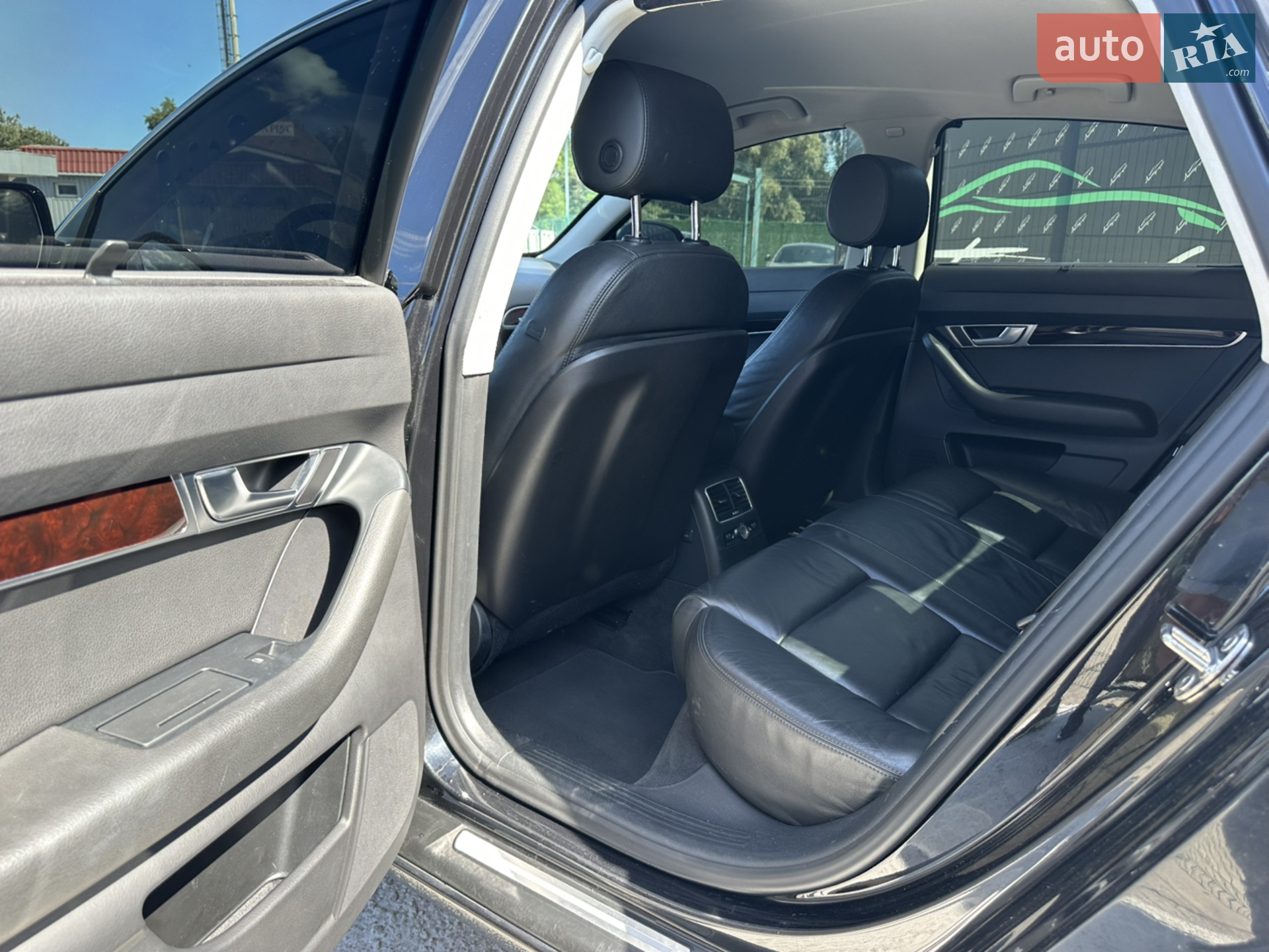 2010 Audi A6 - мініатюра 31