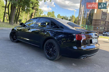 Седан Audi A6 2013 в 
