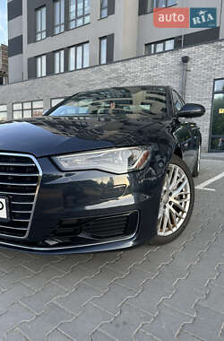 Седан Audi A6 2015 в 