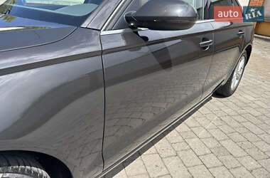 Седан Audi A6 2012 в 