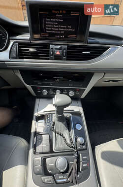 Седан Audi A6 2012 в 
