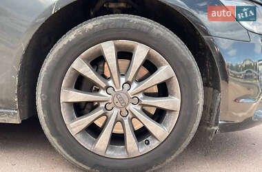 Седан Audi A6 2012 в 