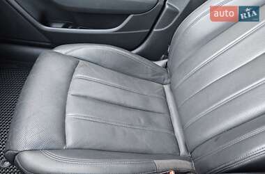 Седан Audi A6 2016 в 