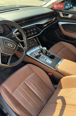 Седан Audi A6 2019 в 