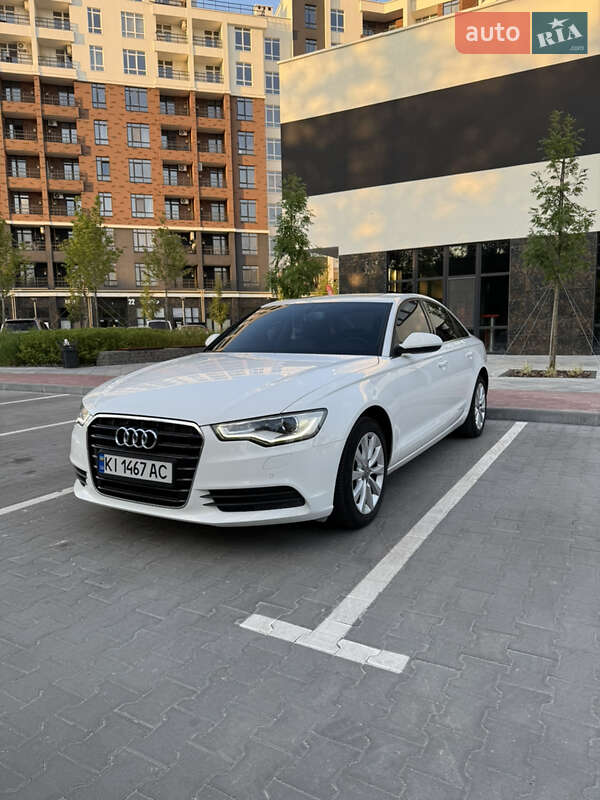 Седан Audi A6 2013 в Киеве