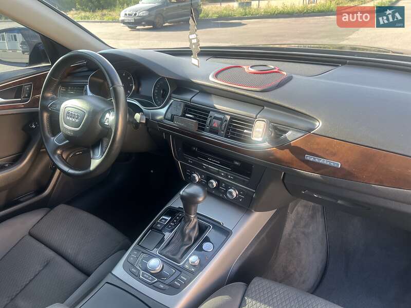 Седан Audi A6 2011 в Богуславі