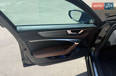 Універсал Audi A6 2018 в 