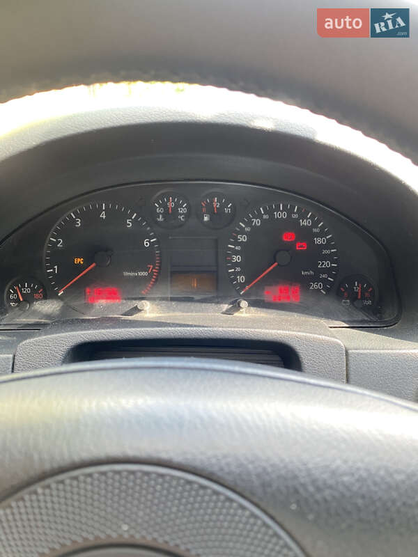 Седан Audi A6 2000 в Софиевской Борщаговке