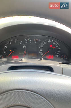 Седан Audi A6 2000 в 