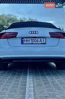 Седан Audi A6 2015 в 
