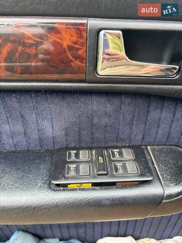Седан Audi A6 1994 в Черновцах