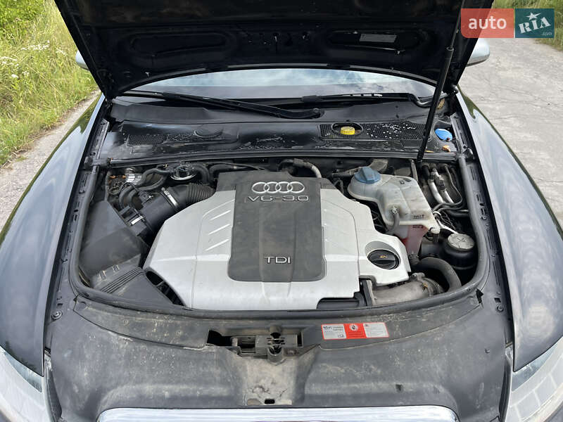 Седан Audi A6 2004 в Городку