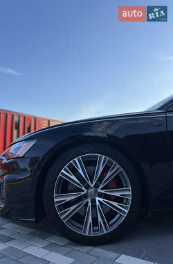 Седан Audi A6 2019 в 