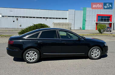 Седан Audi A6 2010 в 