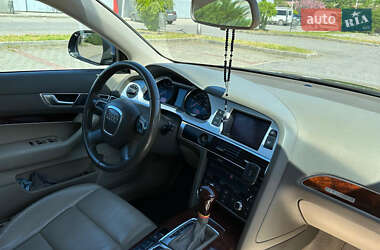 Седан Audi A6 2010 в 