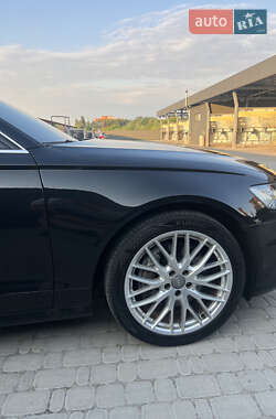 Седан Audi A6 2015 в 