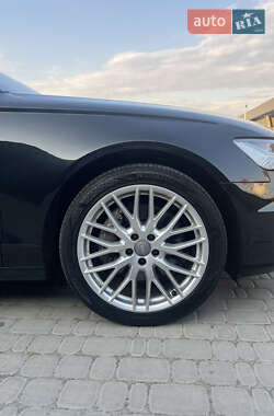 Седан Audi A6 2015 в 