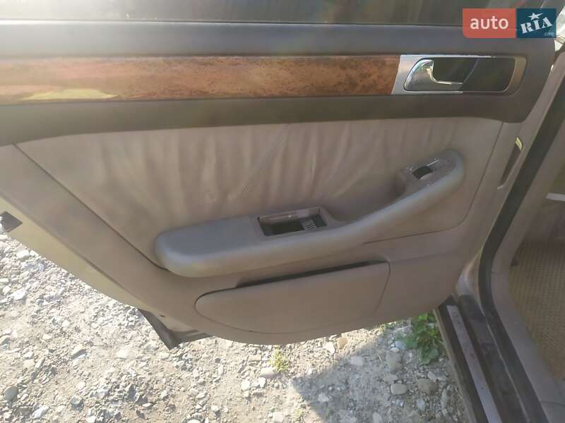 Седан Audi A6 1997 в Жовкве