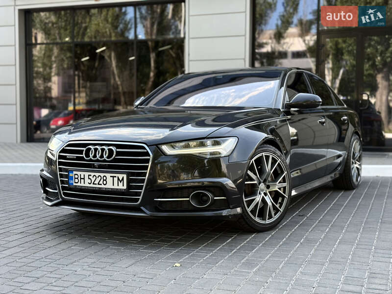 Седан Audi A6 2015 в 
