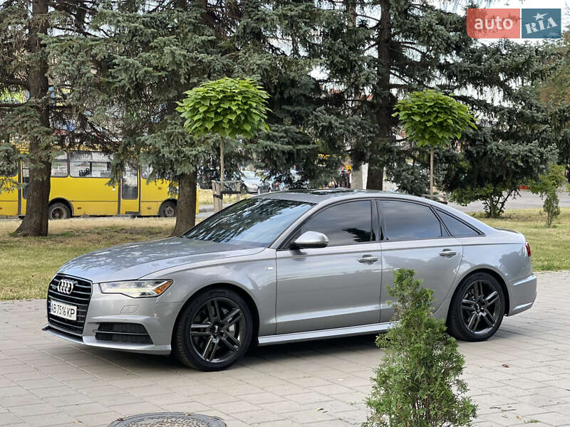 Седан Audi A6 2015 в 