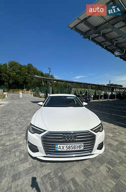 Седан Audi A6 2021 в 