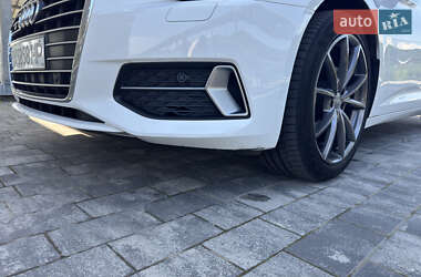 Седан Audi A6 2021 в 