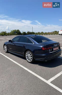 Седан Audi A6 2018 в 