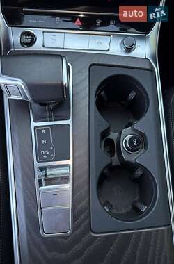 Седан Audi A6 2022 в 