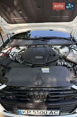 Седан Audi A6 2022 в 