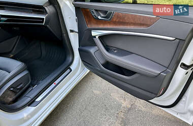 Седан Audi A6 2019 в 