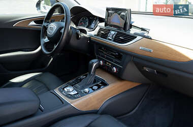 Седан Audi A6 2015 в 