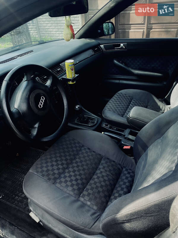 Седан Audi A6 1999 в Харкові