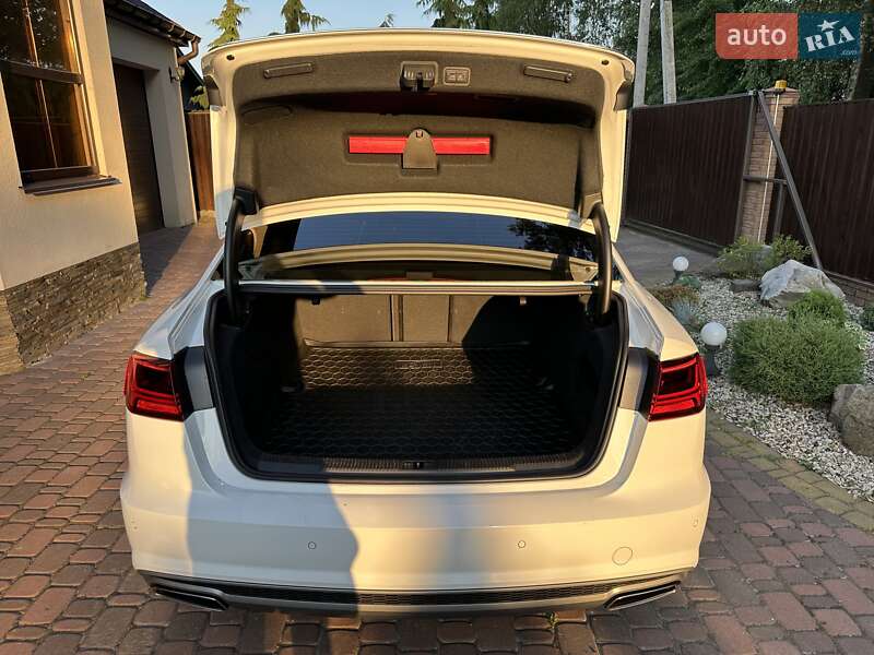 Седан Audi A6 2015 в Охтирці