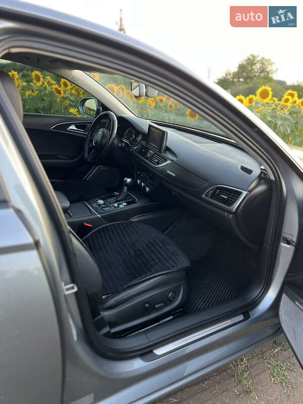 Седан Audi A6 2013 в Умані