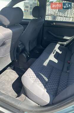 Седан Audi A6 1998 в 