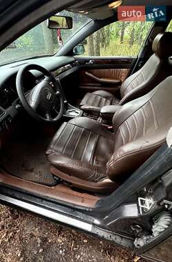 Седан Audi A6 1999 в Миргороді
