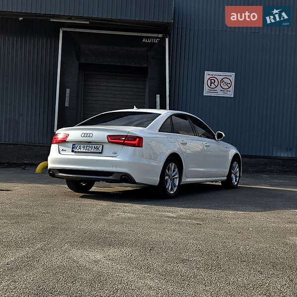 Седан Audi A6 2012 в Запоріжжі