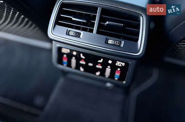 Седан Audi A6 2018 в 