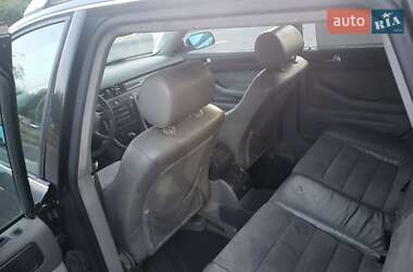 Універсал Audi A6 2001 в 