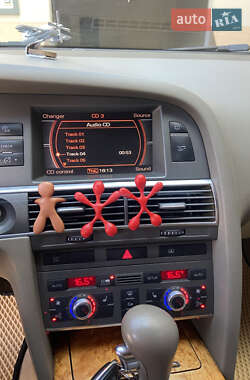 Седан Audi A6 2004 в 